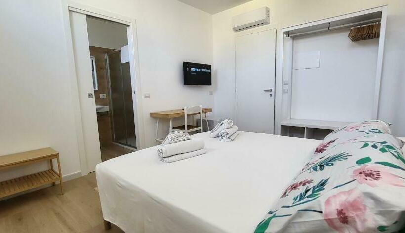 اتاق استاندارد, Nuo Room