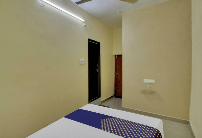 חדר קלאסי לשלושה, Spot On Hotel Brc Inn