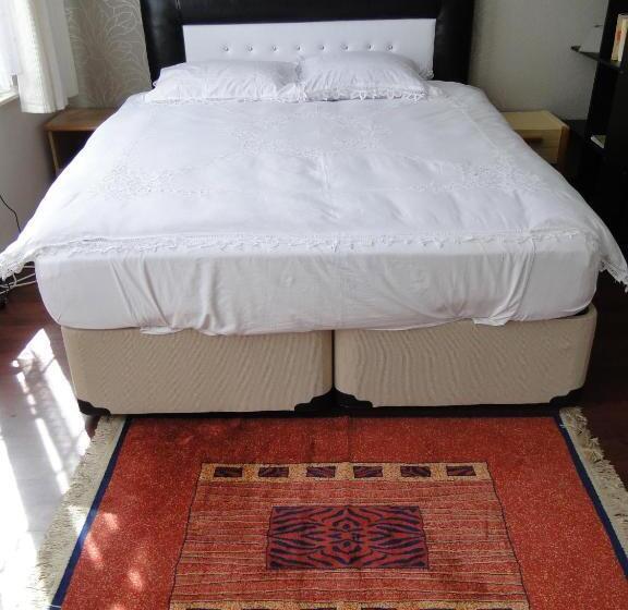 استودیوی استاندارد, B&b La Villa Zarin