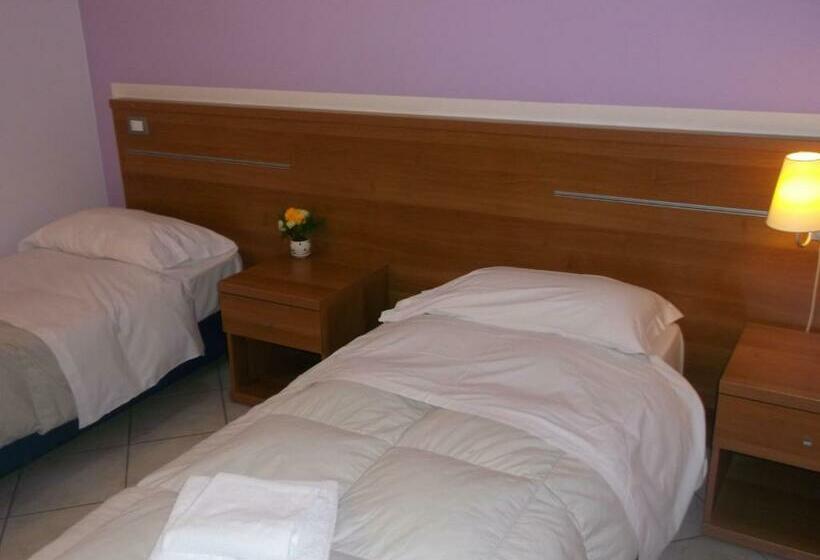 标准单人间, Albergo Meublè Abatjour