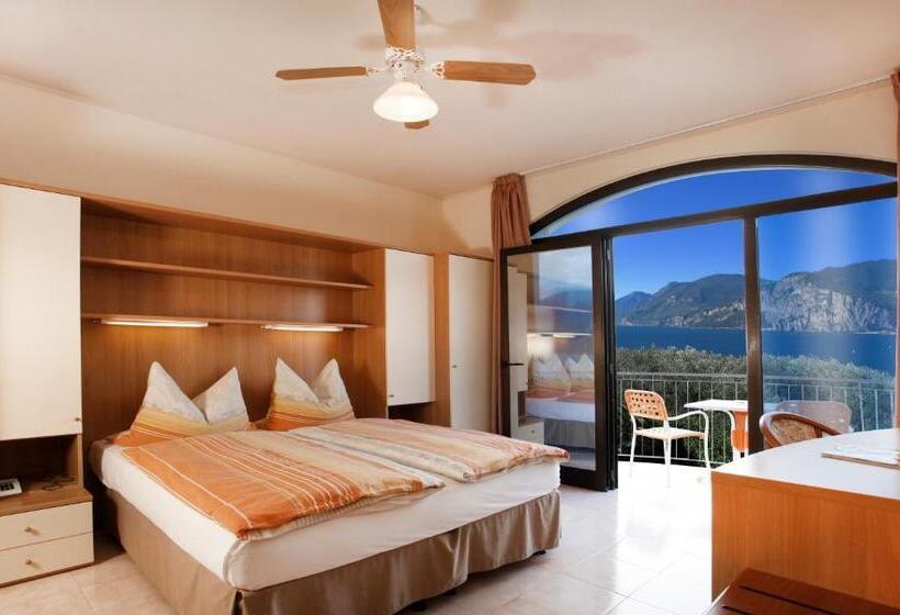 バルコニー付きスタンダードルーム, Casa Antonelli