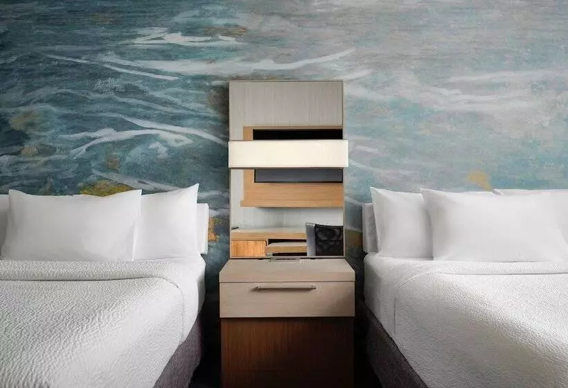 ２ダブルベッドのスタンダードルーム, Courtyard By Marriott Erie Bayfront