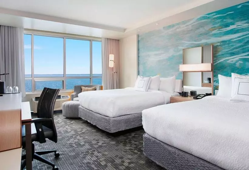 ２ダブルベッドのスタンダードルーム, Courtyard By Marriott Erie Bayfront