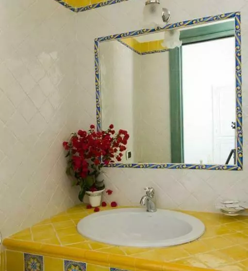 Standard-huone, Girasole