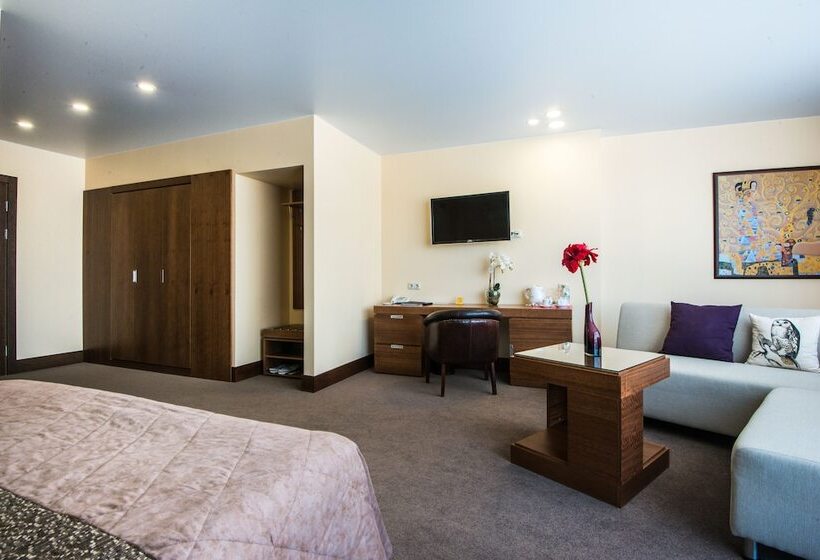 سوییت جونیور, Olympik