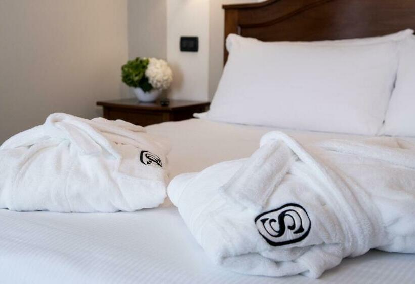 スイート, Relais Santo Stefano