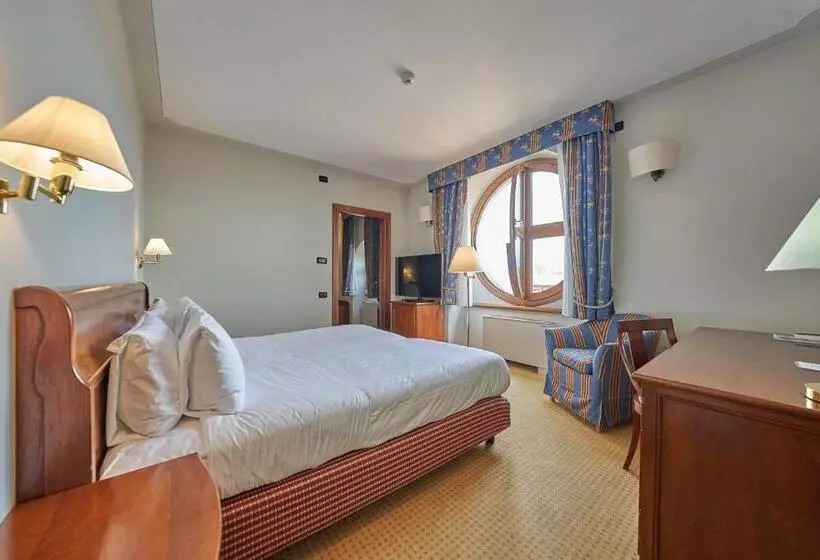 スタンダードトリプルルーム, Relais Santo Stefano