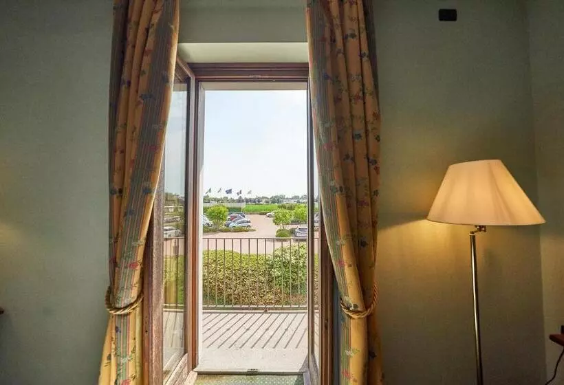スーペリアールーム, Relais Santo Stefano