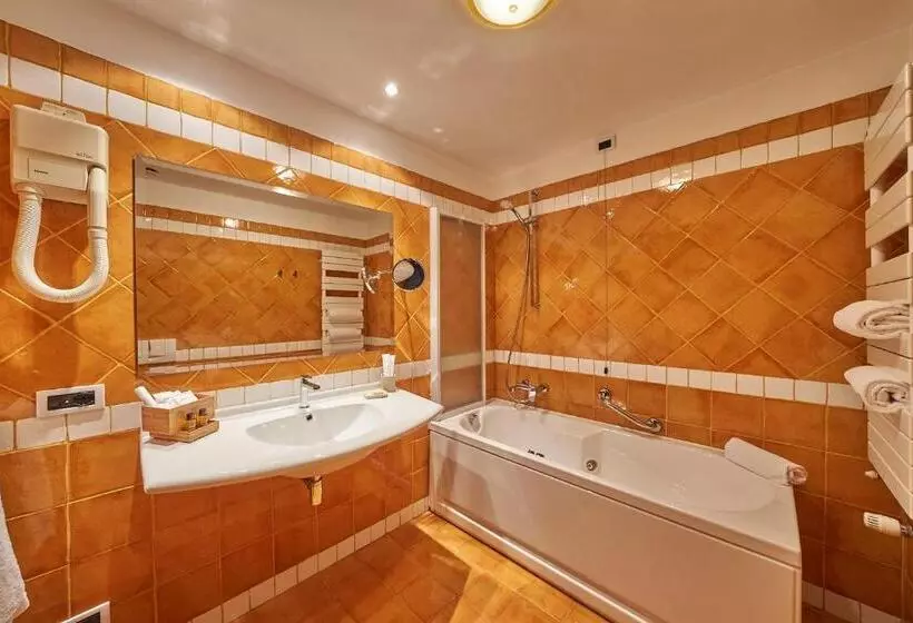 バルコニー付きデラックスルーム, Relais Santo Stefano