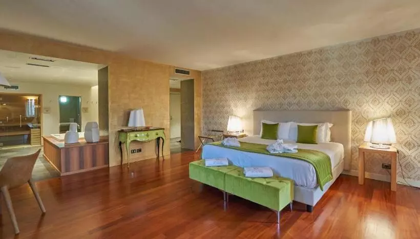 デラックススイート, Relais Santo Stefano