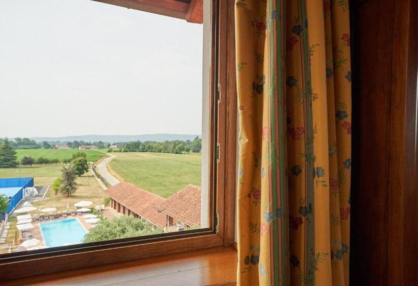 סוויטה עם ג'קוזי, Relais Santo Stefano