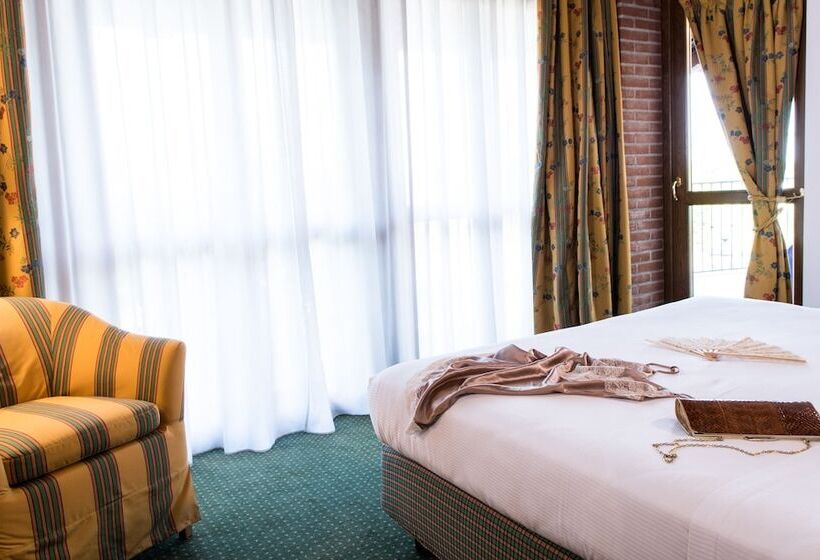 디럭스 룸, Relais Santo Stefano