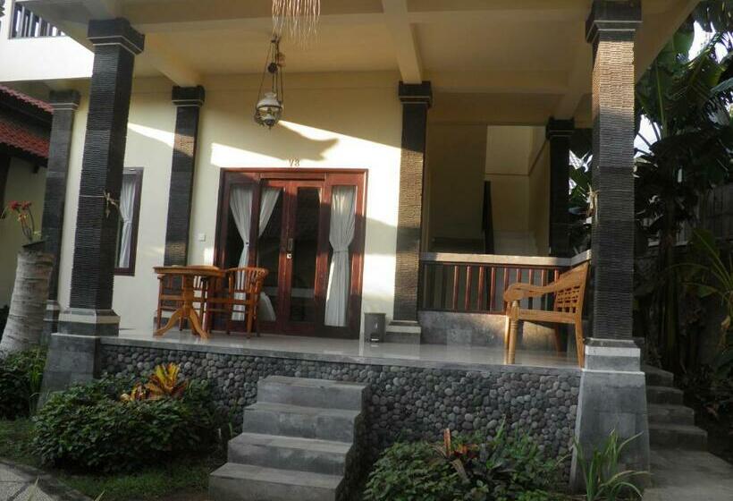 Бунгало Стандарт Вид на Сад, Tradisi Villas