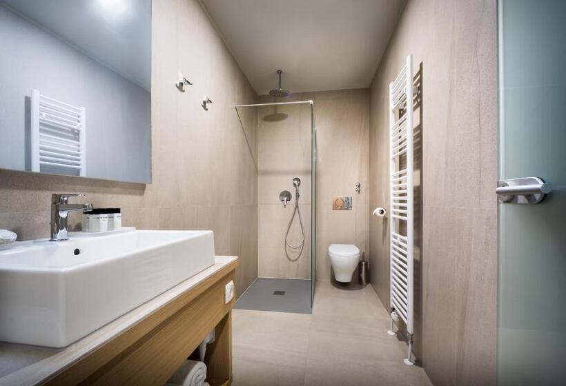 اتاق خانوادگی, Vinotel Gospoja