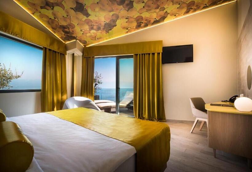 اتاق لوکس با بالکن, Vinotel Gospoja