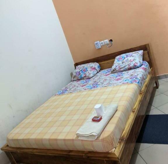 اتاق استاندارد, Bm Akwaba