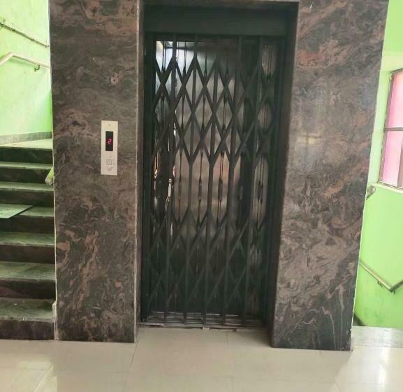 Трехместный Номер Классика, Spot On Hotel Mayuri Grand