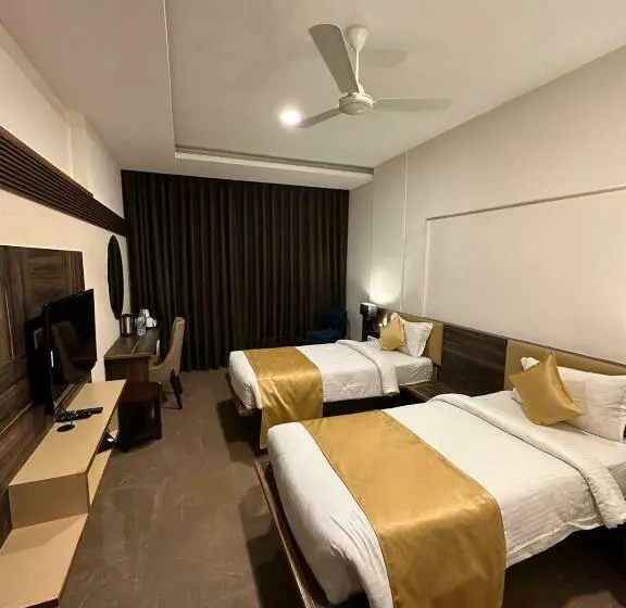 Executive-sviitti, High Rise Regency