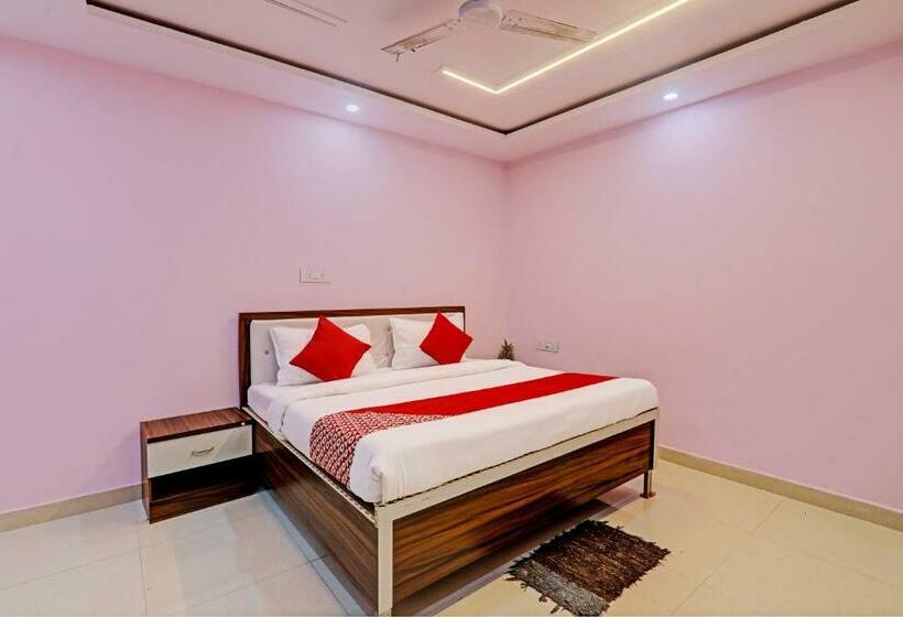 Трехместный Номер Классика, Oyo Flagship T R Resort
