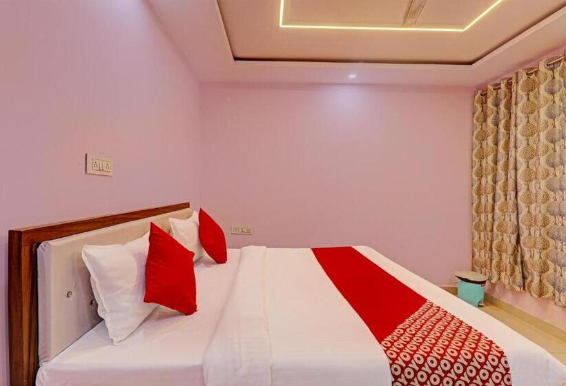 Трехместный Номер Классика, Oyo Flagship T R Resort