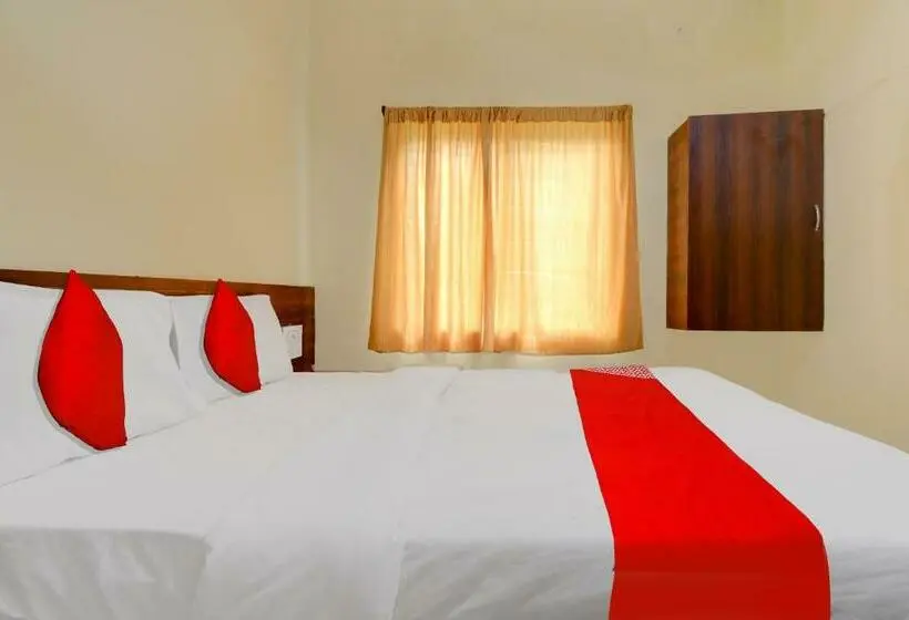 Classic Kolmen Hengen Huone, O Shazeb International