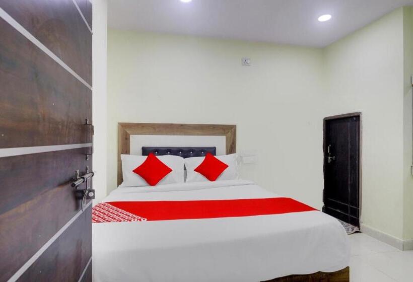 غرفة كلاسيكية ثلاثية, O Shazeb International