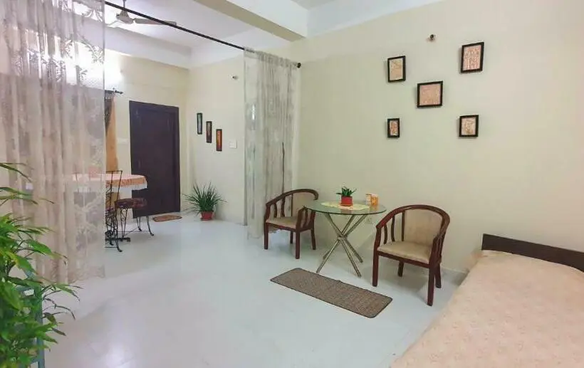 Quarto Deluxe, Mimo S