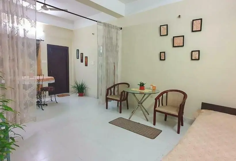 Quarto Deluxe, Mimo S