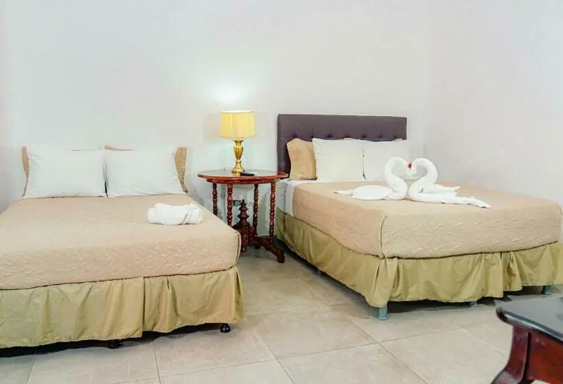 اتاق استاندارد چهار تخته, Santa Ana Hotel Boutique