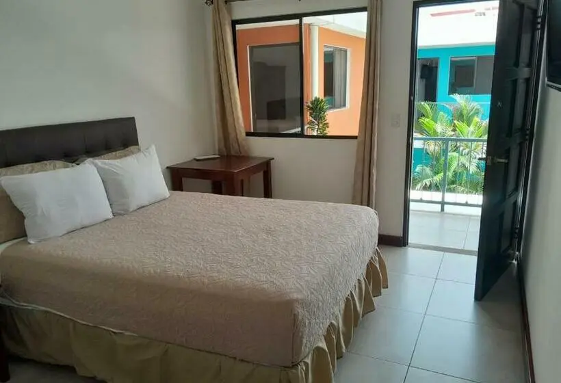 اتاق استاندارد سه نفره, Santa Ana Hotel Boutique