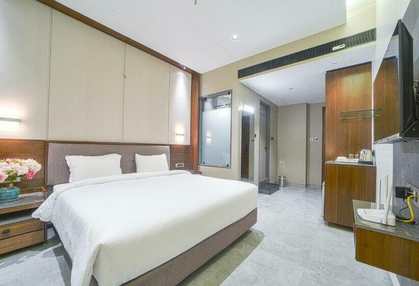 Номер Superior Кровать Кинг, Devgiri Inn And Restaurant