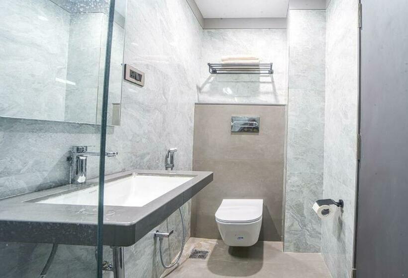 חדר סופריור עם מיטת קינג, Devgiri Inn And Restaurant