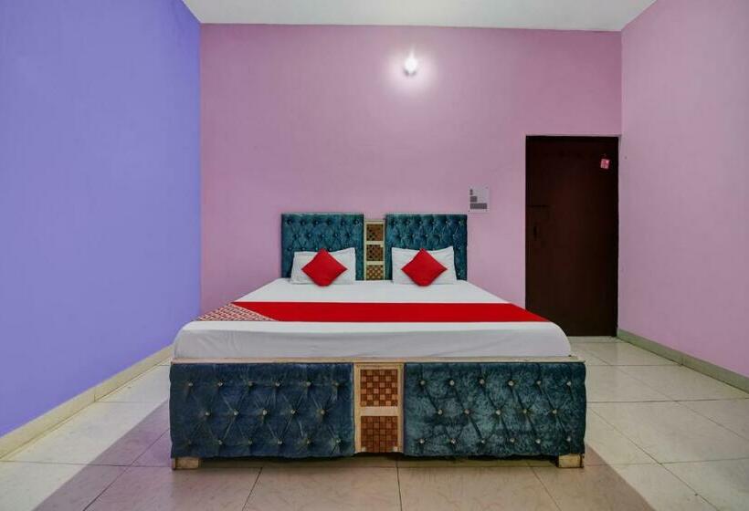 スタンダードルーム, Oyo Flagship Galaxy Guest House