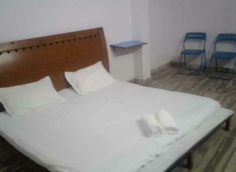 غرفة إقتصادية, Comfy Stays Guest House & Banquet Hall