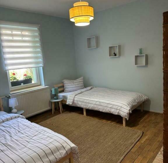 غرفة قياسية, Greenery Home