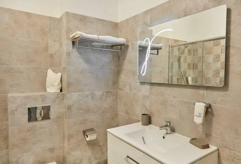1ベッドルームのデラックスアパートメント, Excelsior Apartaments Mamaia Nord