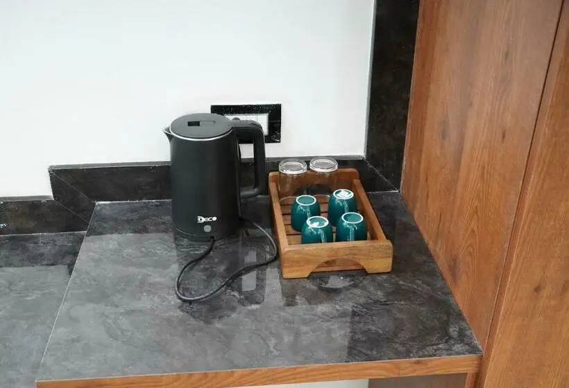 スイート, Green Sarovar Hotel & Restaurant