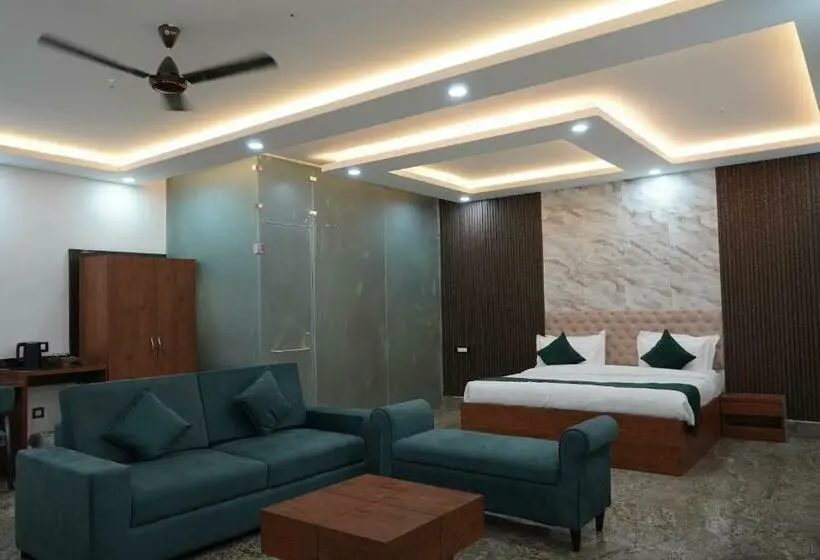 スイート, Green Sarovar Hotel & Restaurant