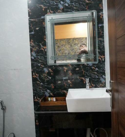 Стандартный Номер Кровать Кинг, Green Sarovar Hotel & Restaurant