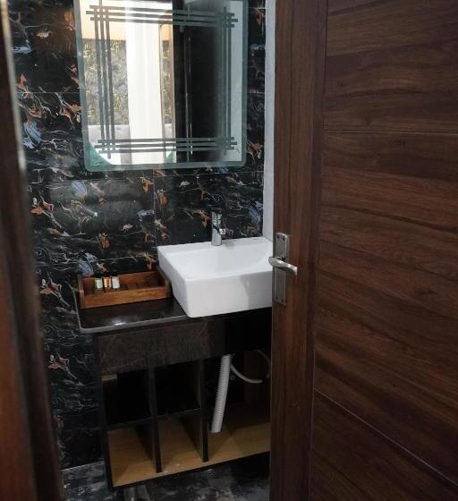 Номер Стандарт, Green Sarovar Hotel & Restaurant