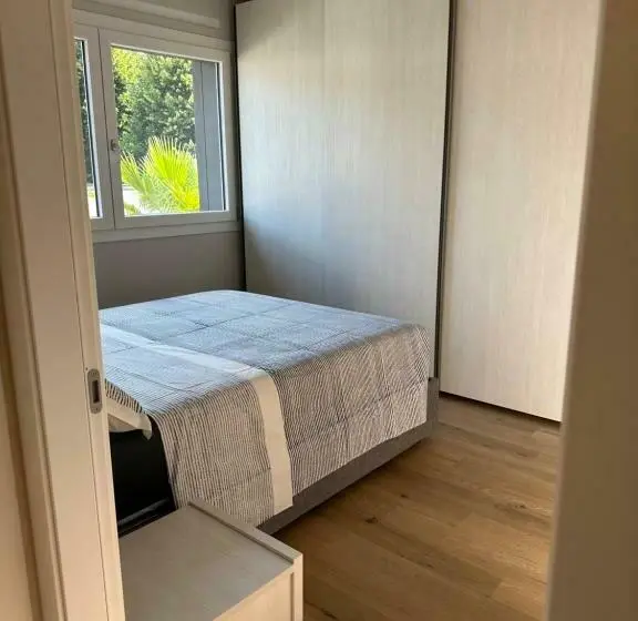 Standard-huone Allasnäkymä, Mo&vi Camera In Villa Con Piscina   Vicino F1 Parco Monza