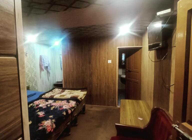 经济房, Rupali Guest House