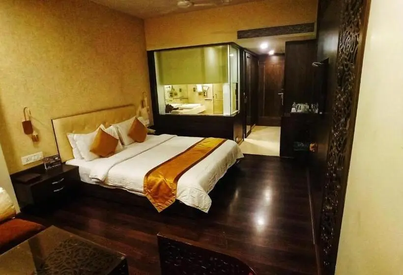 Chambre Supérieure, Kailash Parbat