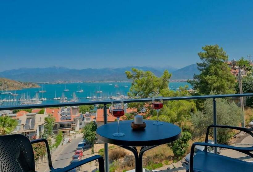 Triple Room Sea View, Miralya Suites