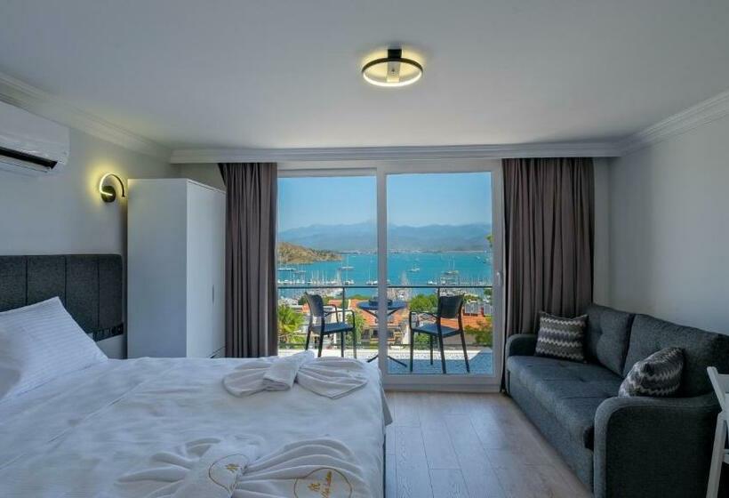 Triple Room Sea View, Miralya Suites