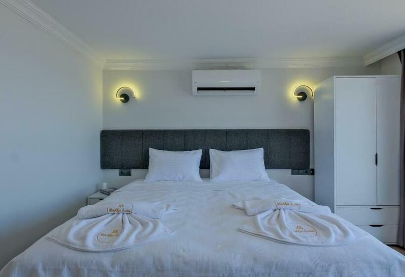 Номер Стандарт с Балконом, Miralya Suites