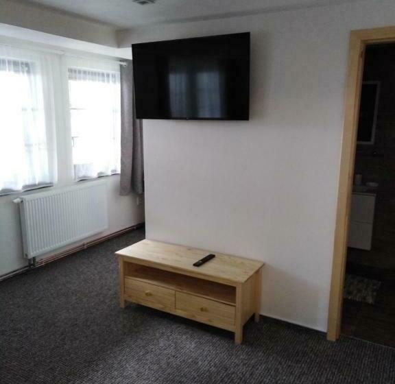 דירת חדר, Ski Park Gruň