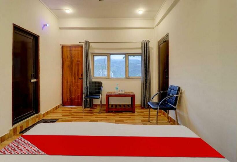 Camera Tripla Classica, Oyo Flagship Saffron Inn