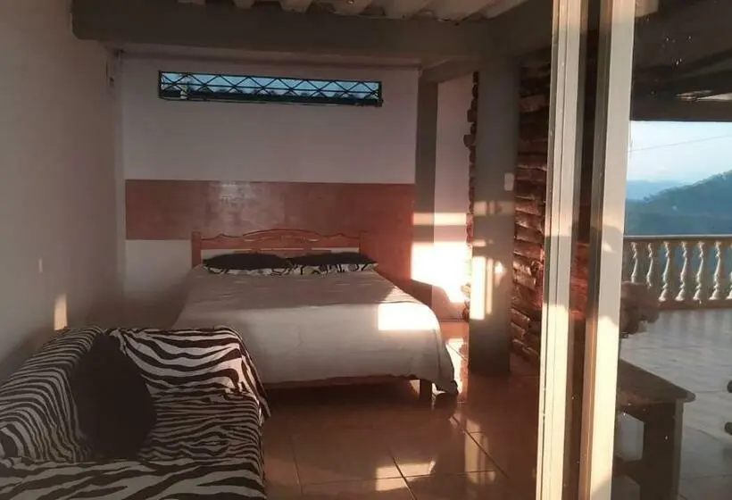 デラックスルーム, Mountain View Hostel