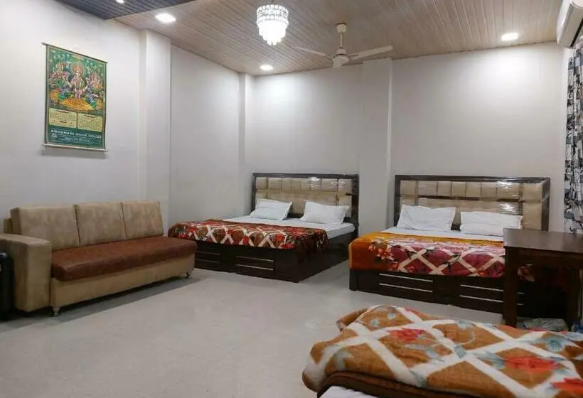 Deluxe Suite King Bed, Goroomgo Kashi Paradise Varanasi